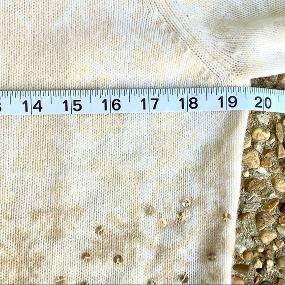 Like New Liz Claiborne Wool Angora Rabbit Snowflake Christmas Sequins Sweater L - Picture 4 of 9